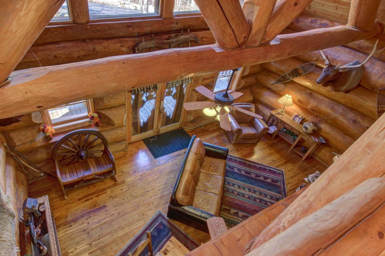 Chief Big Log Villa Hatchertown Ngoại thất bức ảnh