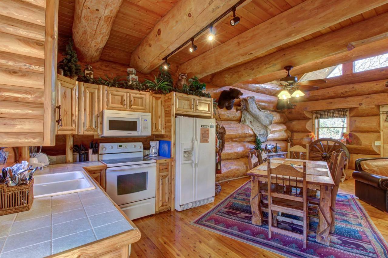 Chief Big Log Villa Hatchertown Ngoại thất bức ảnh