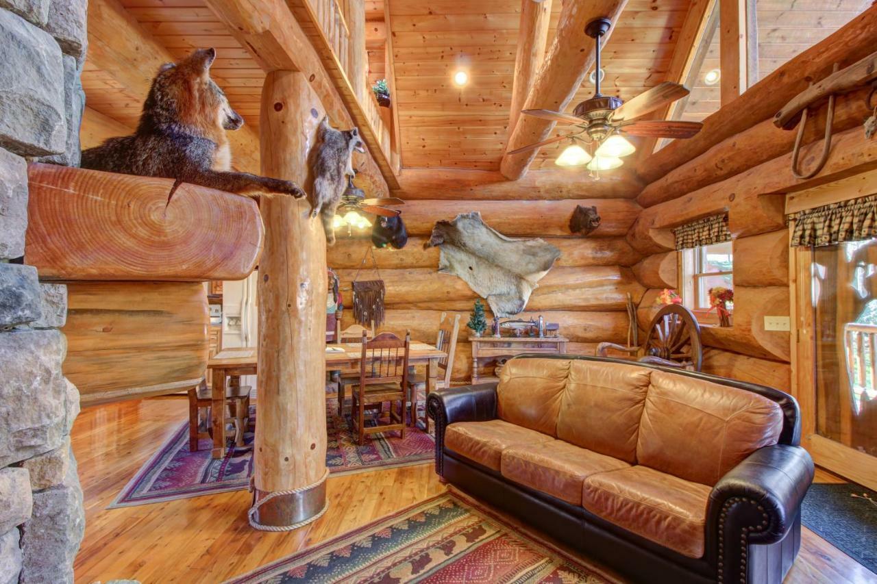 Chief Big Log Villa Hatchertown Ngoại thất bức ảnh