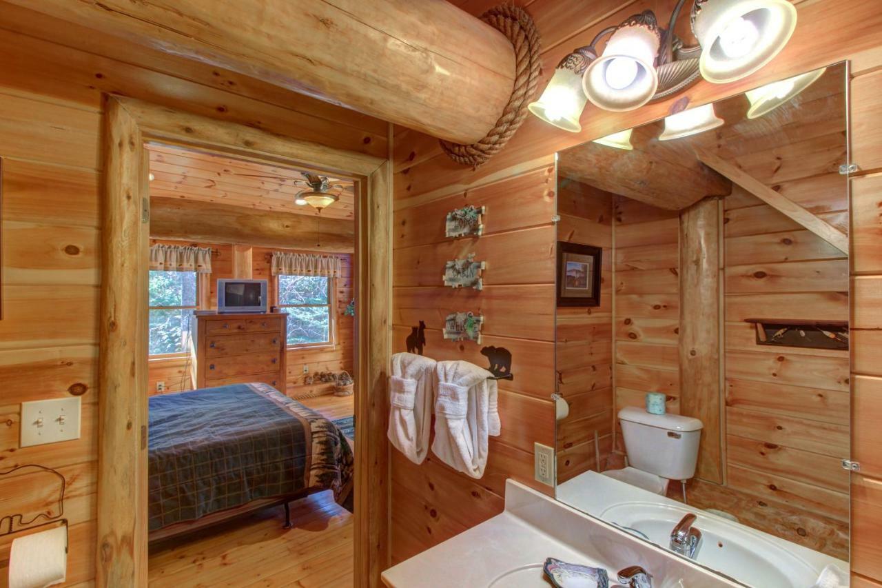 Chief Big Log Villa Hatchertown Ngoại thất bức ảnh
